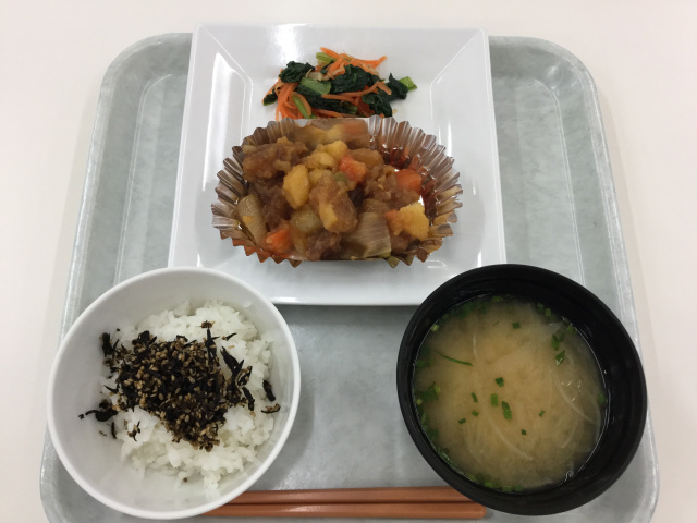 今日の給食 帝塚山学院小学校