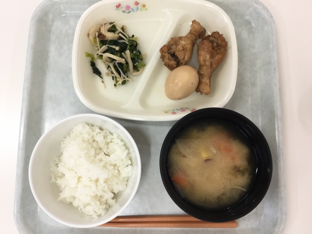 今日の給食 帝塚山学院小学校